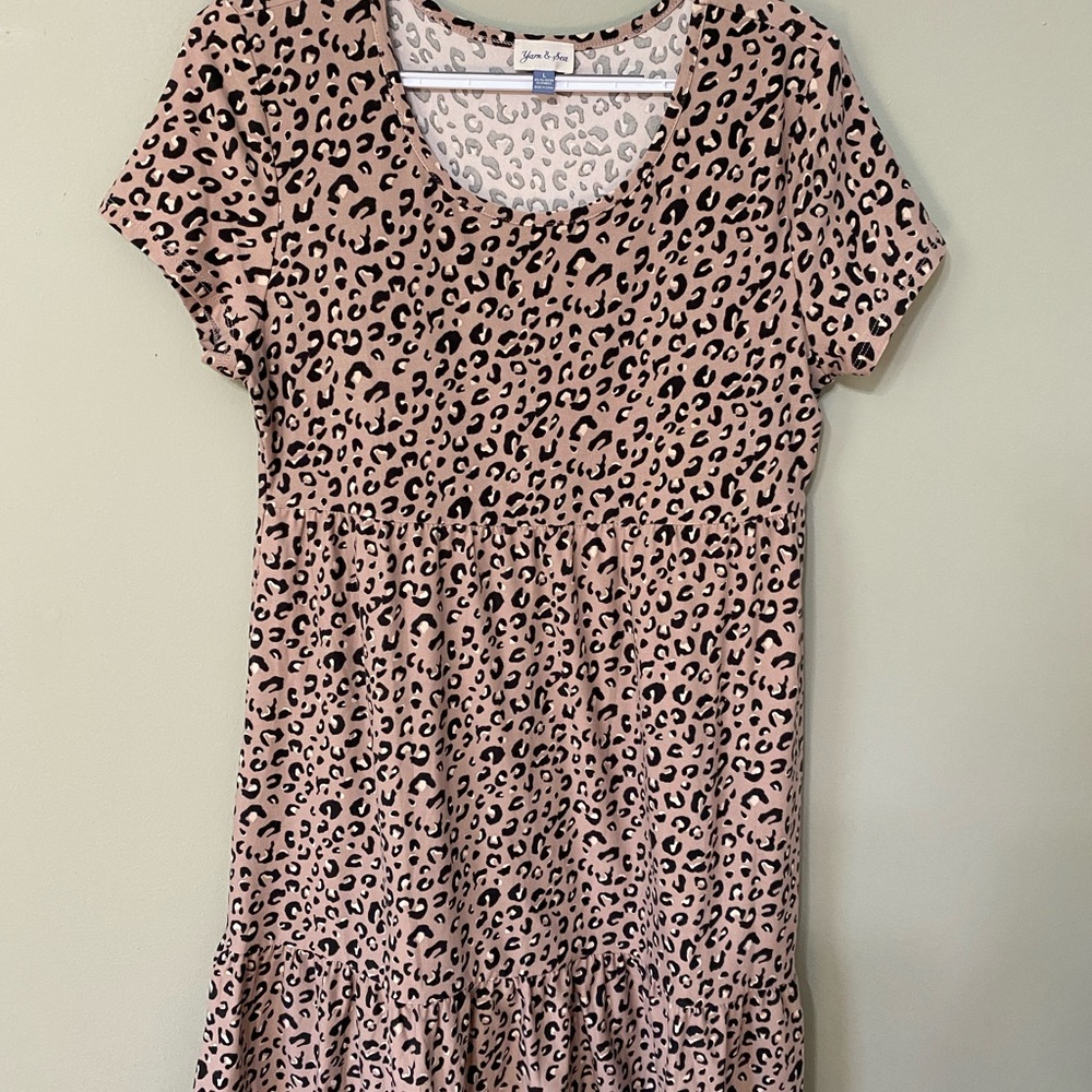 Super cute blush pink cheetah dress